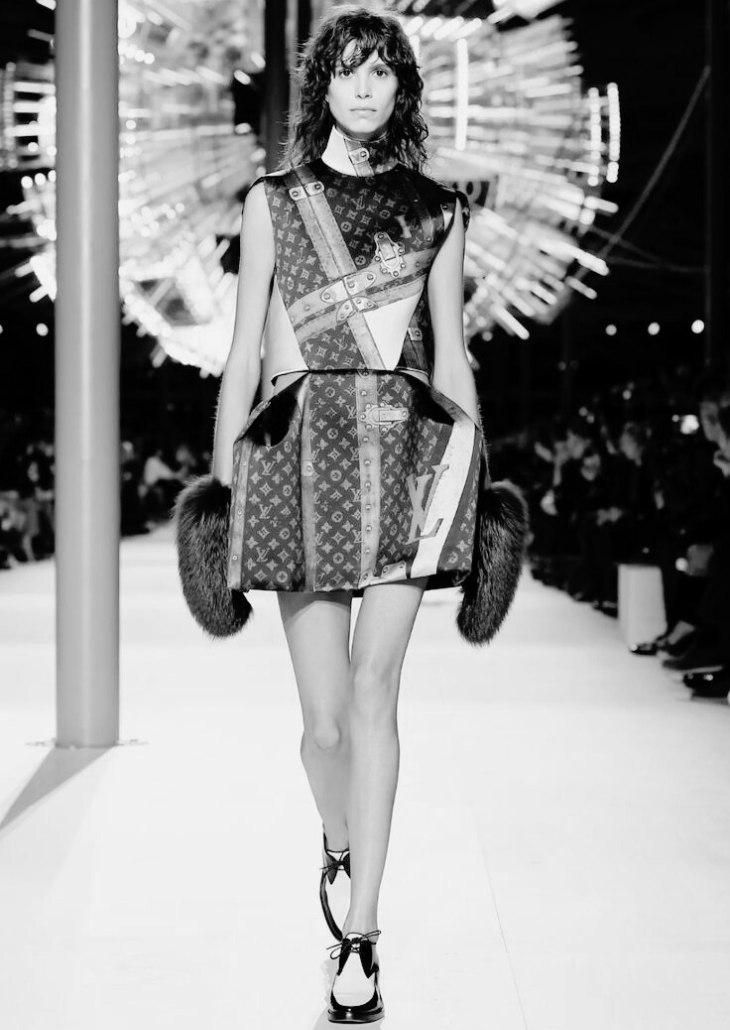 Louis Vuitton заказать сумку