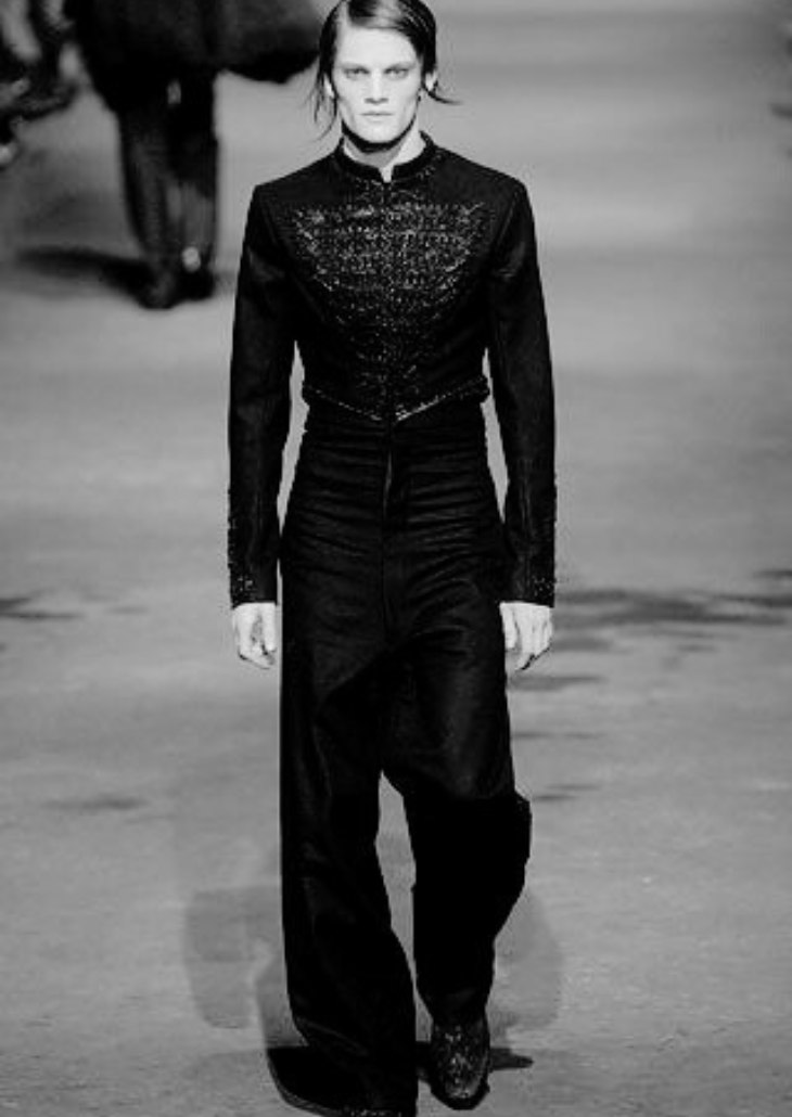 ALEXANDER McQUEEN