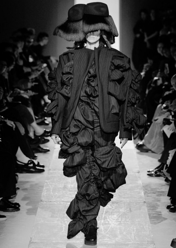 COMME DES GARÇONS