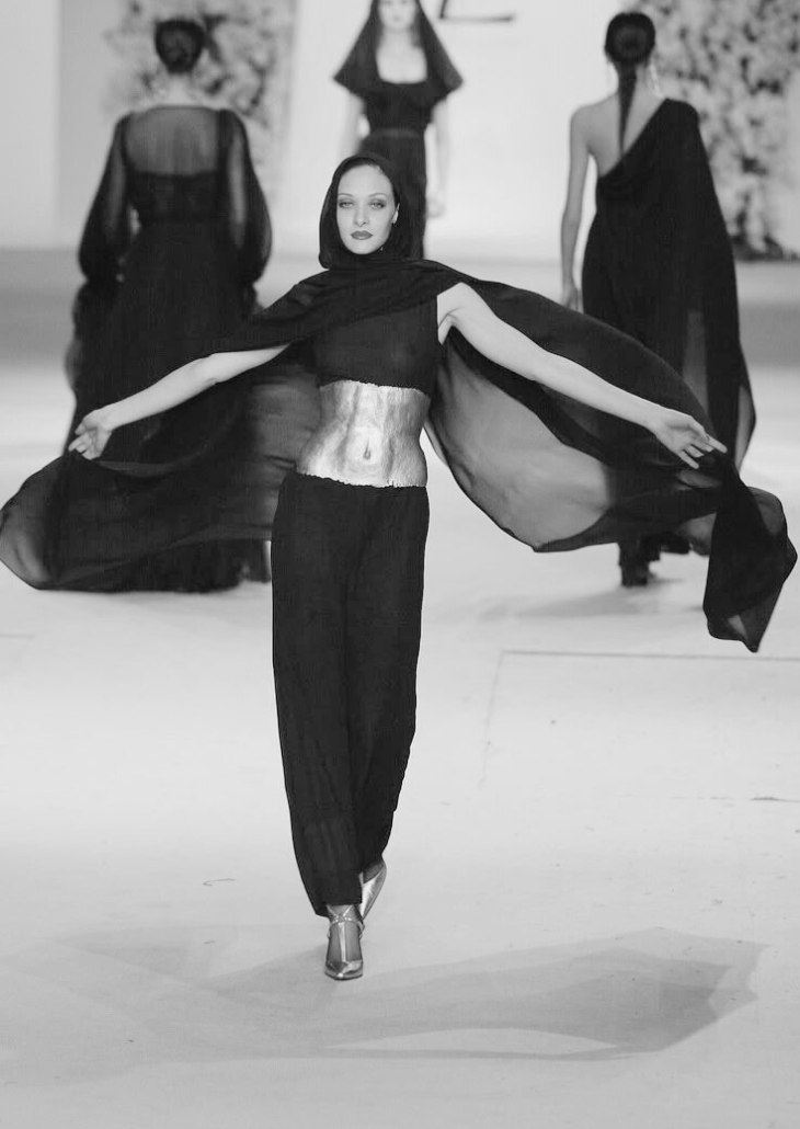 yves saint laurent цена